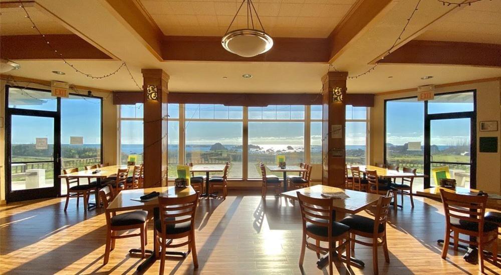 Oceanfront Lodge Crescent City Eksteriør billede