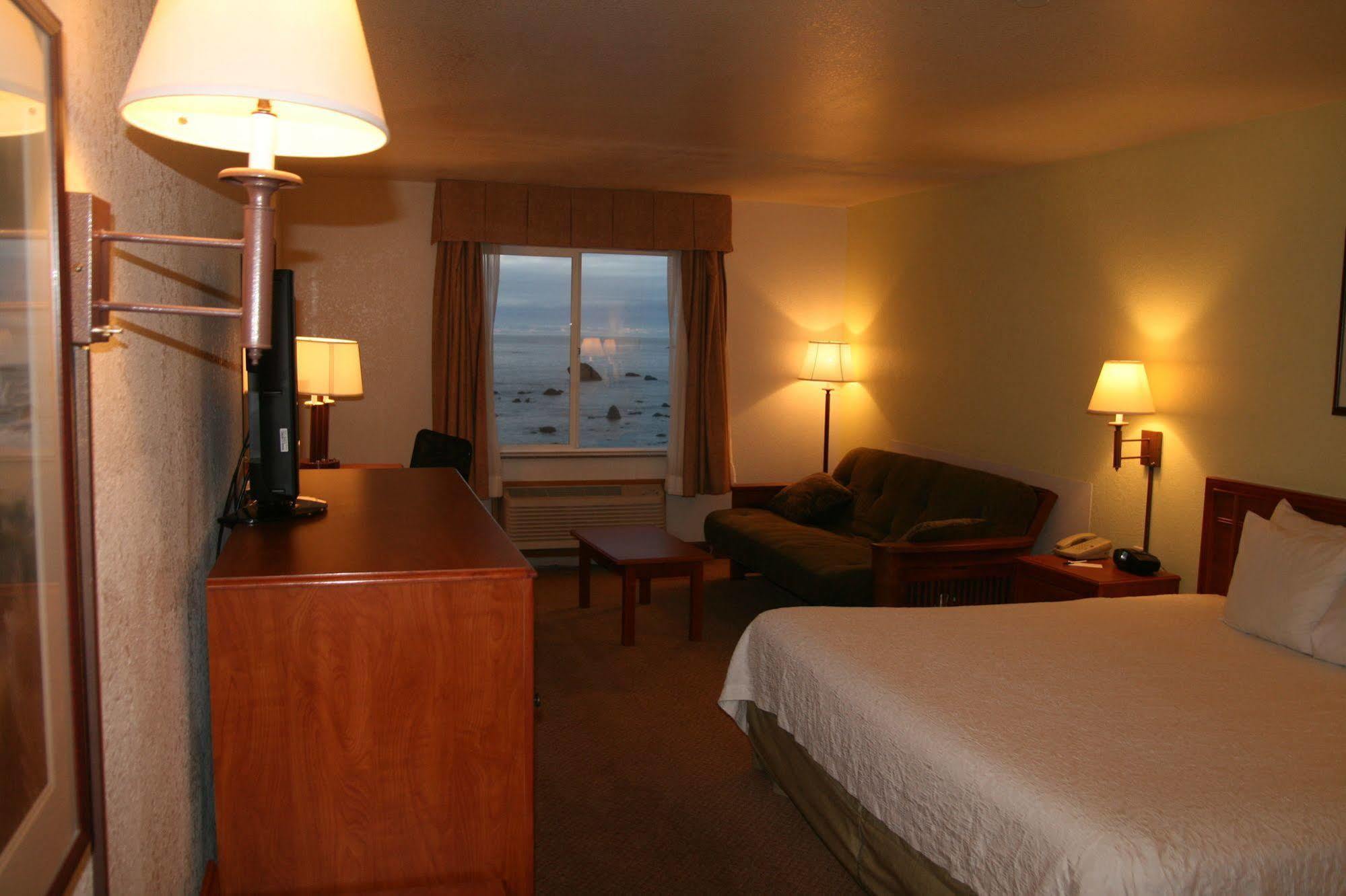 Oceanfront Lodge Crescent City Eksteriør billede