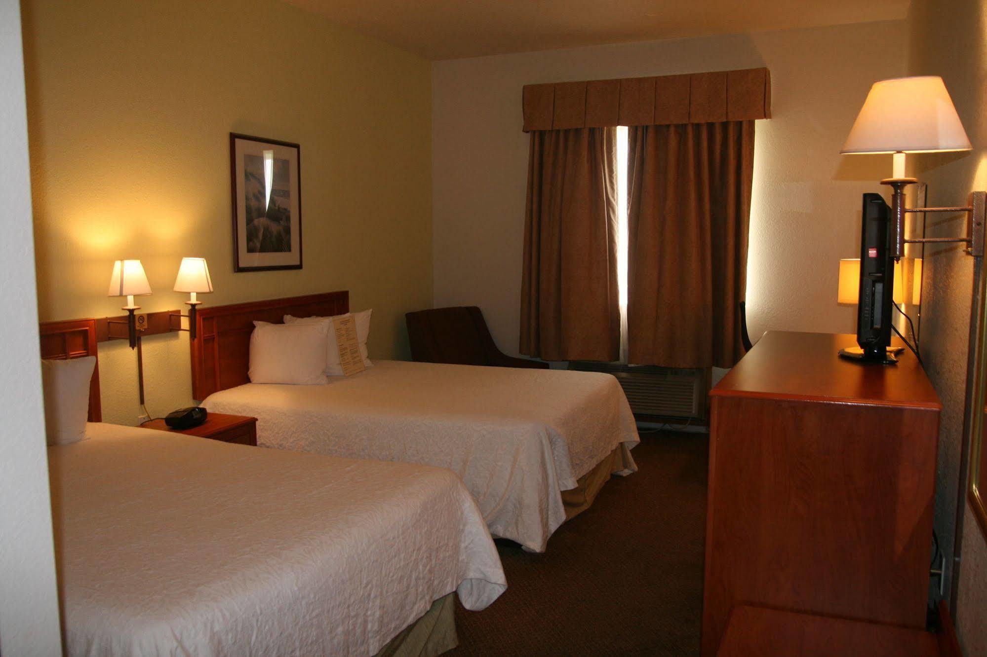 Oceanfront Lodge Crescent City Eksteriør billede